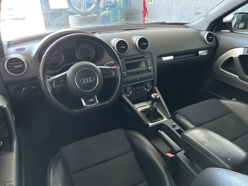 AUDI A3 2.0 140 S-LINE QUATTRO