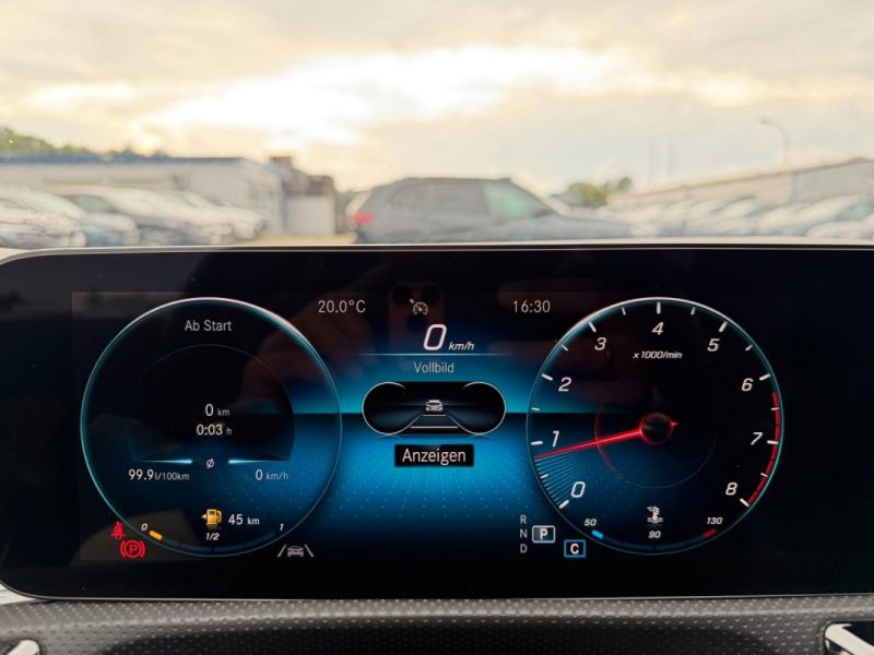 MERCEDES-BENZ CLA 200 AMG 2022