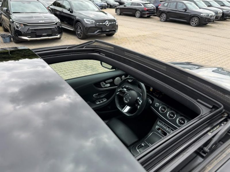 MERCEDES-BENZ E 220 D AMG COUPE FULL 2023