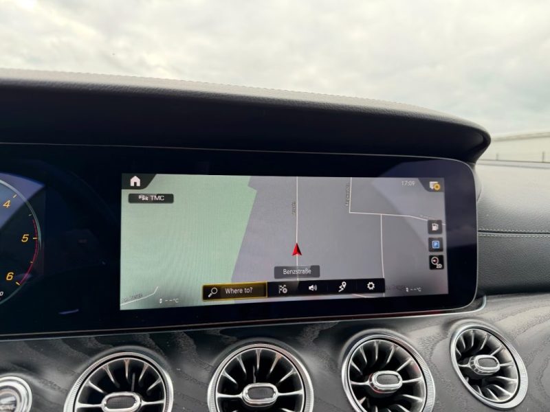MERCEDES-BENZ E 220 D AMG COUPE FULL 2023