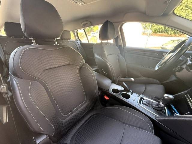 RENAULT MEGANE 4 ESTATE 1.3 TCE 140 BUSINESS EDC / CARPLAY / CAMERA DE RECUL  2019 / 1ERE MAIN