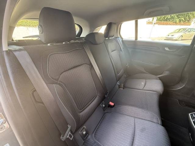 RENAULT MEGANE 4 ESTATE 1.3 TCE 140 BUSINESS EDC / CARPLAY / CAMERA DE RECUL  2019 / 1ERE MAIN