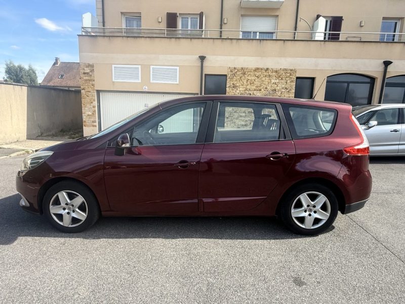 RENAULT SCENIC GRAND 1.6 DCI 130 BOSE 7P 