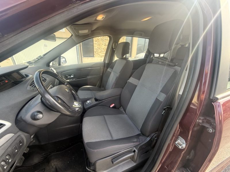 RENAULT SCENIC GRAND 1.6 DCI 130 BOSE 7P 
