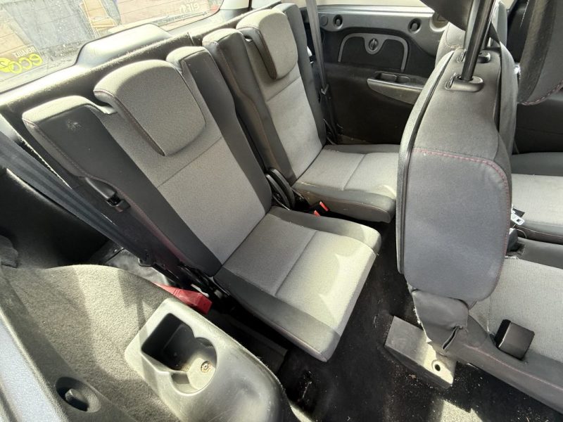 RENAULT SCENIC GRAND 1.6 DCI 130 BOSE 7P 