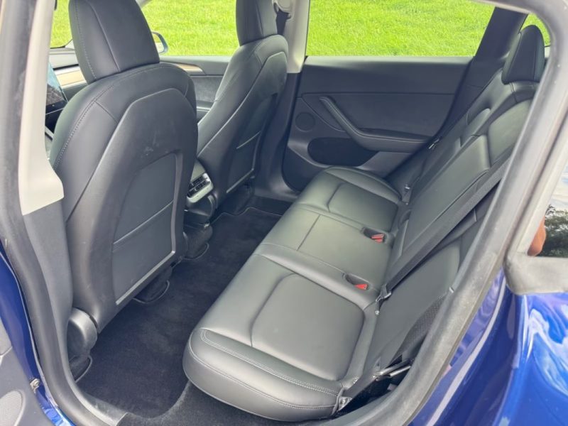 TESLA MODEL Y LONG RANGE AWD 514ch 92% TVA RÉCUPÉRABLE