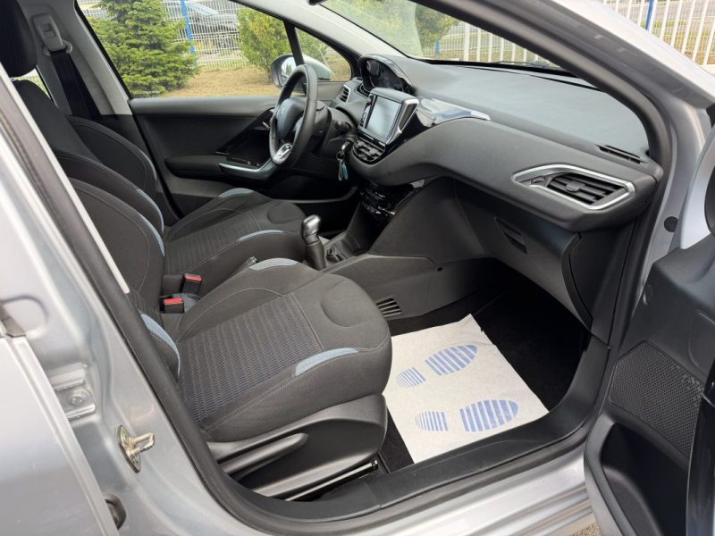 PEUGEOT 208 1.6 E-HDI 92ch Allure -  1er main - Garantie