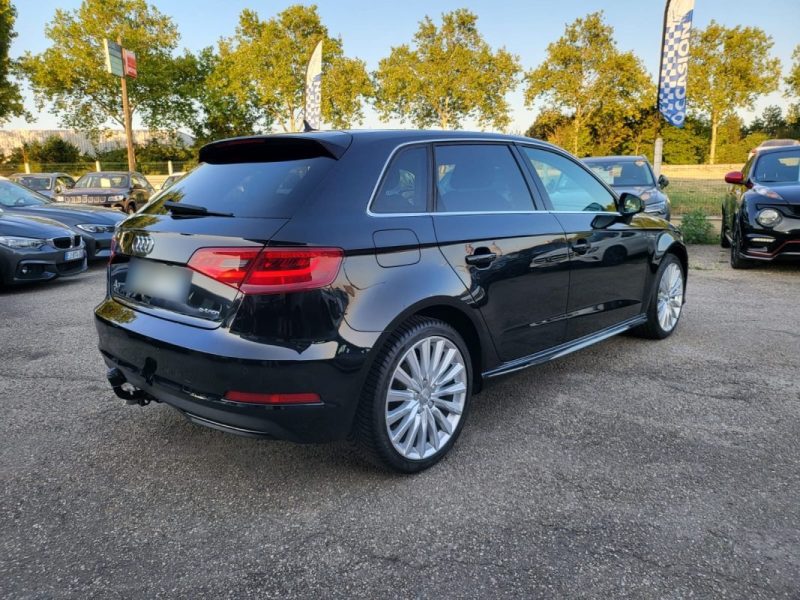 AUDI A3 E-TRON 1.4 TFSI DESIGN LUXE S TRONIC 2017