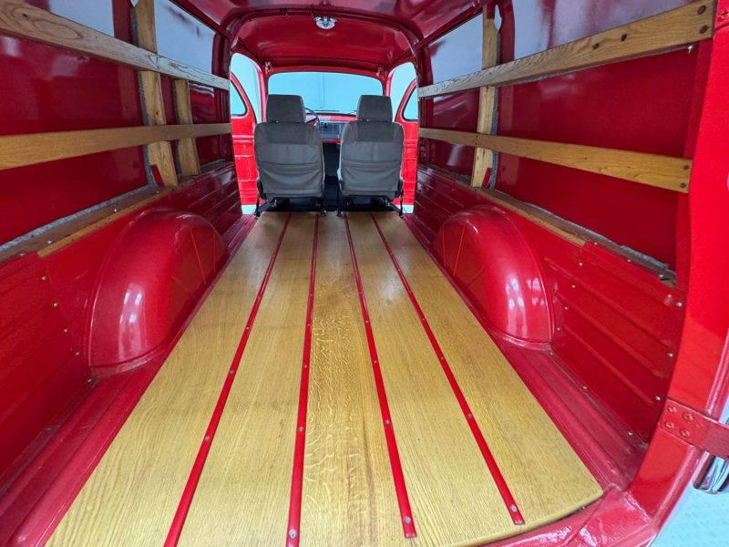 FORD  F100 PANEL DELIVERY TRUCK  1951