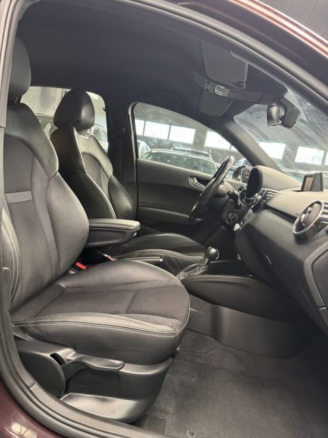 AUDI A1 SPORTBACK (8XA, 8XF) 1.4 TFSI 2012