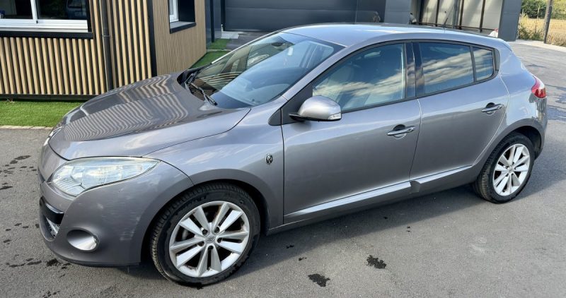 RENAULT MEGANE 1.5 DCI 110 EXPRESSION EDC 2012