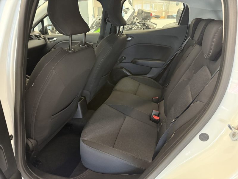 RENAULT CLIO V  1.6 E-TECH 145 CH FULL HYBRID EQUILIBRE - CARPLAY  2023