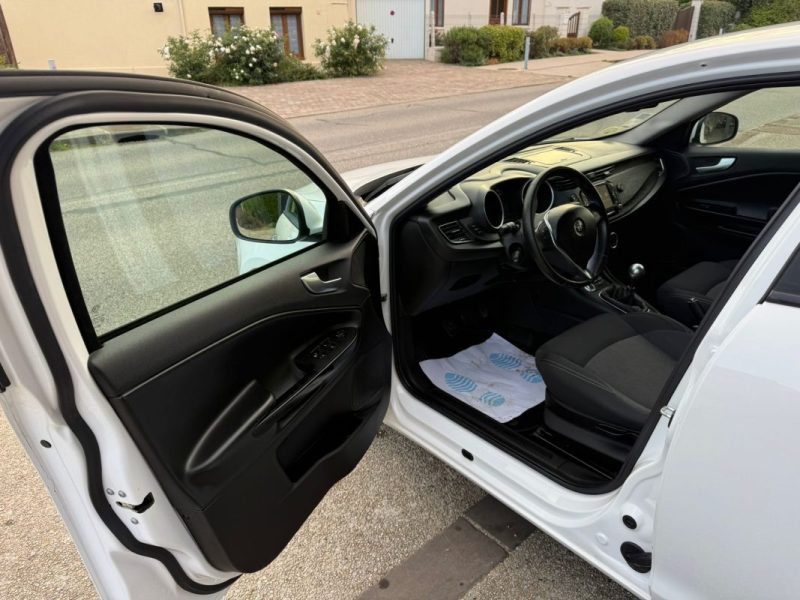 Alfa Romeo Giulietta 1.6 JTDM 120Ch S&S Distinctive