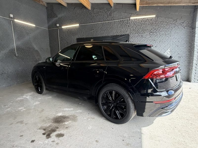 AUDI Q8 3.0 V6 50TDI 286 QUATTRO S LINE TIPTRONIC 