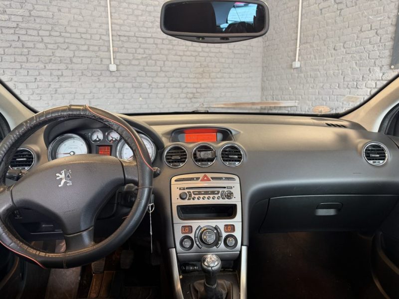 PEUGEOT 308 1.6 HDI 110 CONFORT PACK 