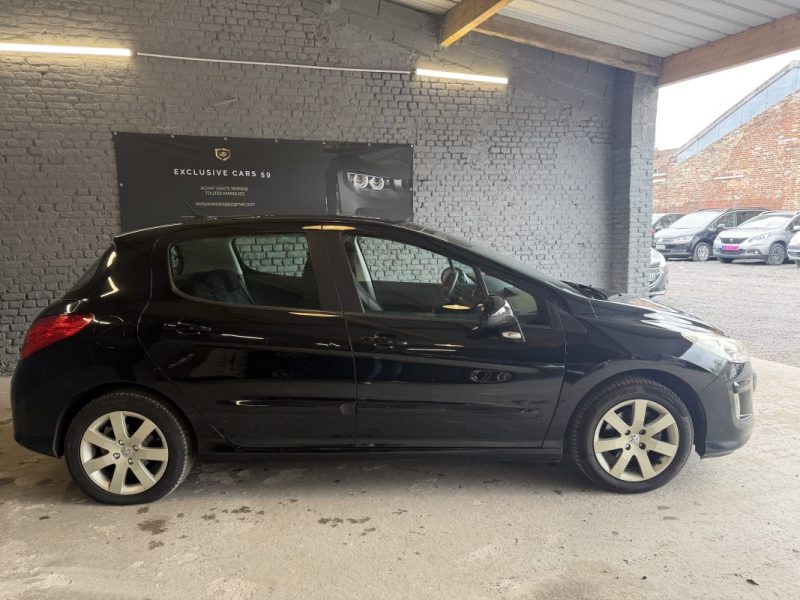 PEUGEOT 308 1.6 HDI 110 CONFORT PACK 