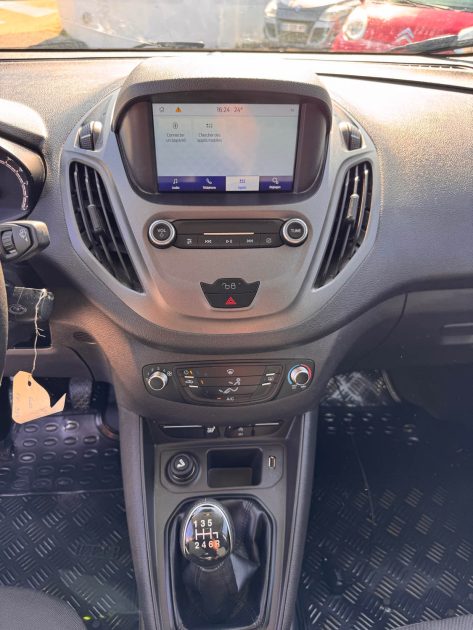 FORD TRANSIT COURIER 1.5 TD 100 TREND 2021 PRIX TTC ETAT NEUF