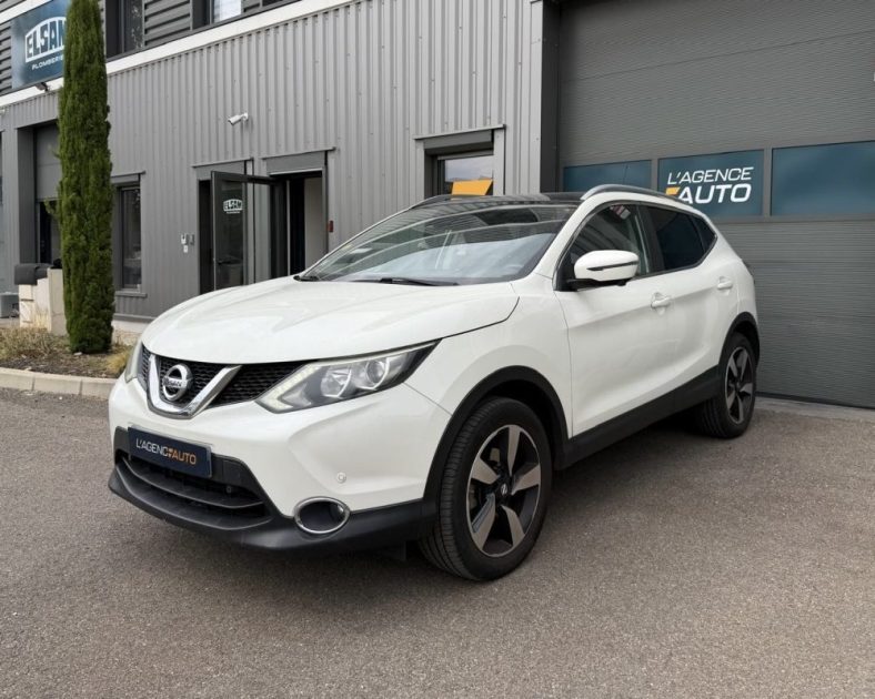 NISSAN QASHQAI 1.6 dCi 130 CV N-CONNECTA - ATTELAGE - CAMERA DE RECUL - ENTRETIEN COMPLET