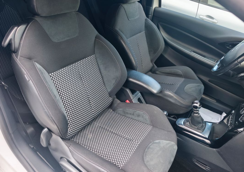 CITROEN DS3 1.6 THP 150 SPORT CHIC 2011