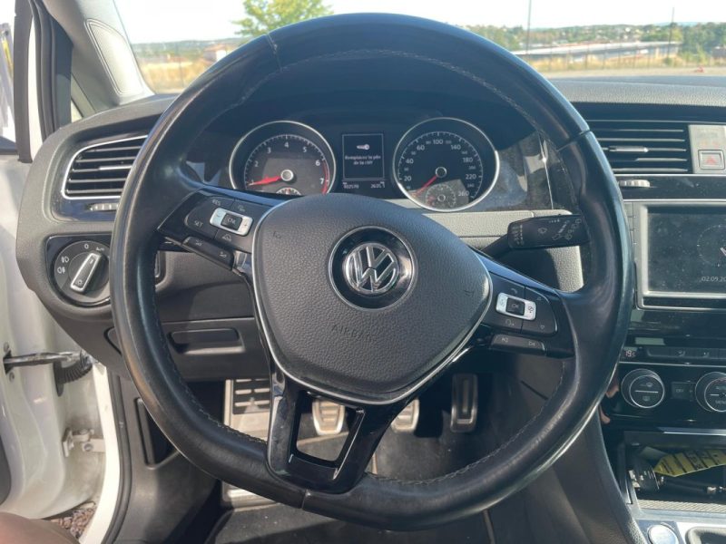 VW GOLF VII  1.2 TSI 110 BLUEMOTION TECHNOLOGY ALLSTAR 2016