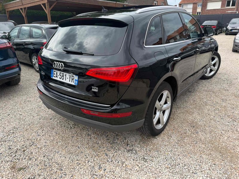 AUDI Q5 2.0 TDI 150 S LINE  2016 1er main