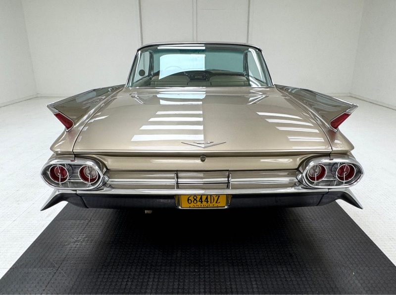 CADILLAC SERIES 63 COUPE DEVILLE  1961