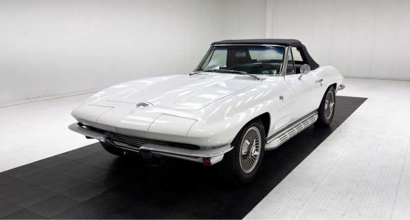 1964 Chevrolet Corvette C2 Convertible Ermine White