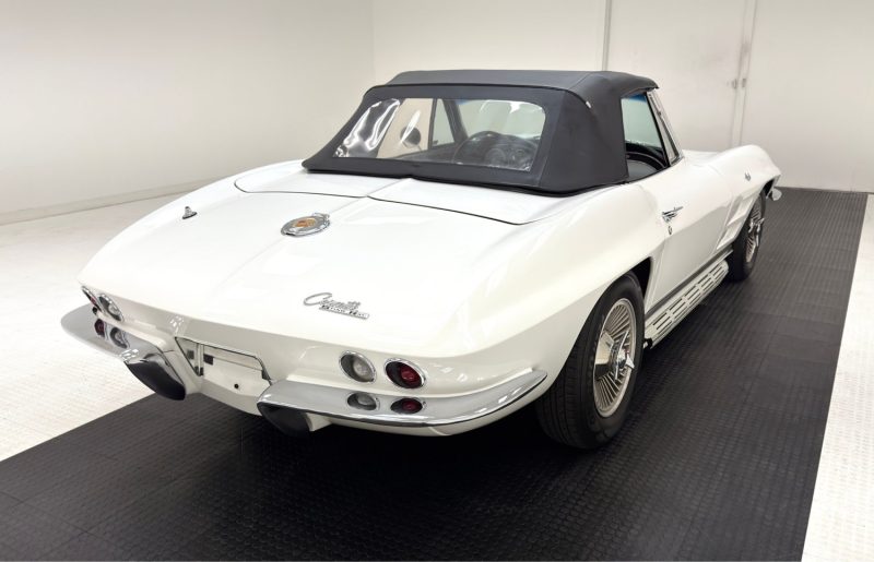 1964 Chevrolet Corvette C2 Convertible Ermine White