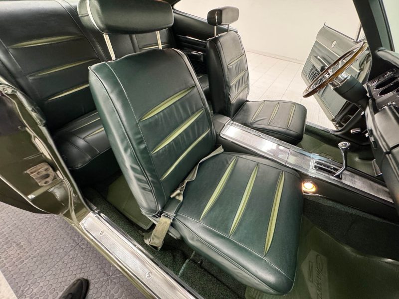 DODGE  CHARGER 383 CI  1968