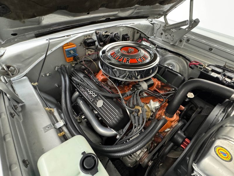 PLYMOUTH ROAD RUNNER Big block !