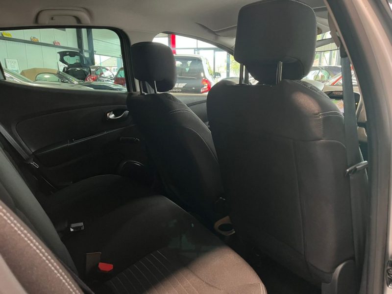 🚗 RENAULT CLIO IV 0.9 TCE 90ch ⚙️ LIMITED 📱 Bluetooth 🧭 Navigation ❄️ Climatisation