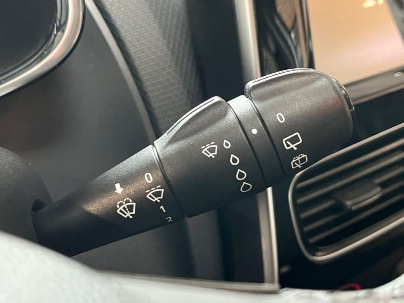 🚗 RENAULT CLIO IV 0.9 TCE 90ch ⚙️ LIMITED 📱 Bluetooth 🧭 Navigation ❄️ Climatisation