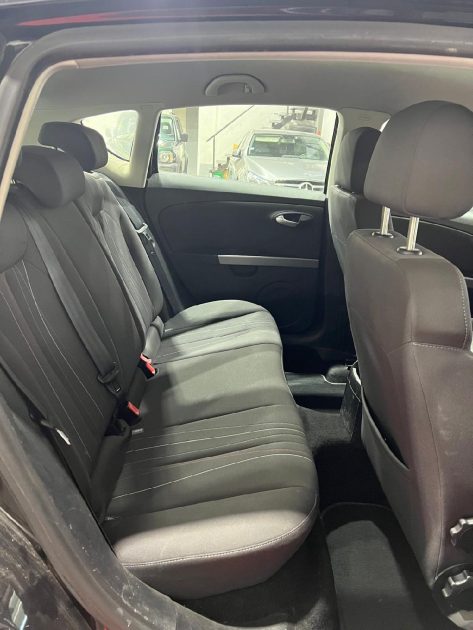 Seat Leon 1.6 TDI 105Ch, Style COPA E-Ecomotive, Entretien Complet chez SEAT, 2ème MAIN, Garantie