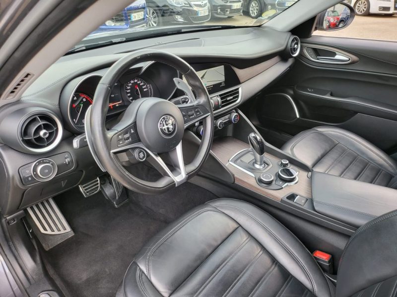 ALFA ROMEO GIULIA 2.2 JTD 180 SUPER AT 2017