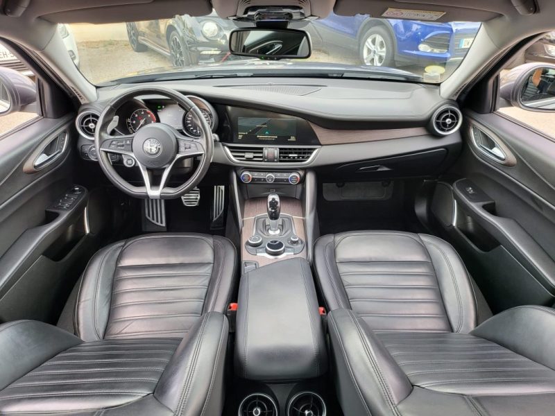 ALFA ROMEO GIULIA 2.2 JTD 180 SUPER AT 2017