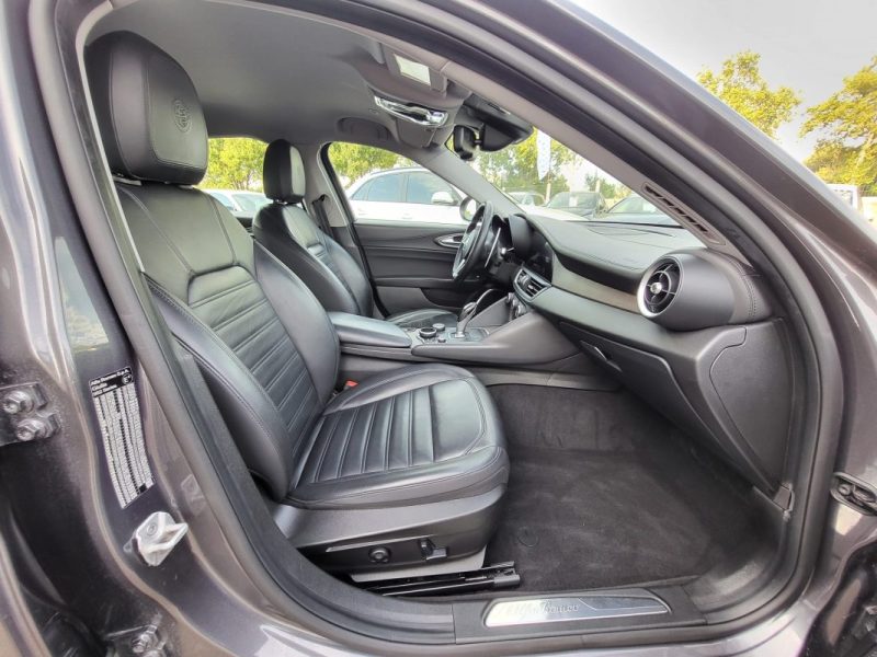 ALFA ROMEO GIULIA 2.2 JTD 180 SUPER AT 2017