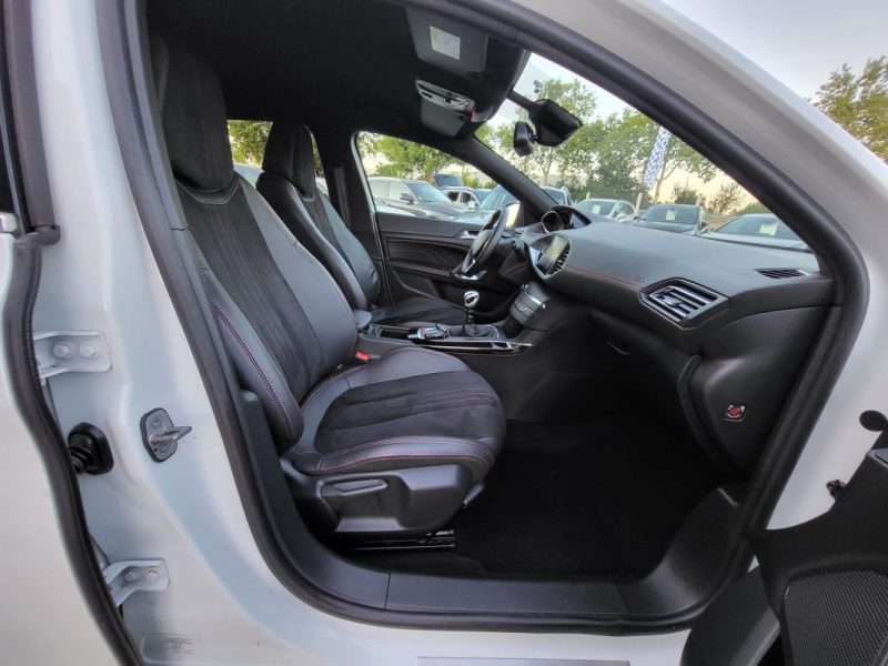 Peugeot 308 II GT 1,6 THP 205 ch 2016