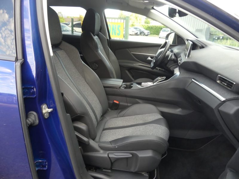 PEUGEOT 3008 HYBRID 225 ALLURE E-EAT8 2020