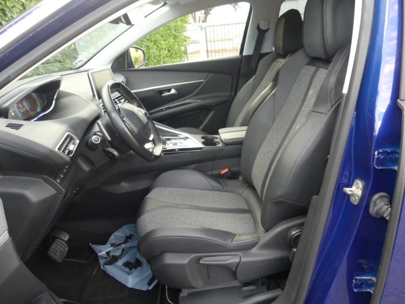 PEUGEOT 3008 HYBRID 225 ALLURE E-EAT8 2020