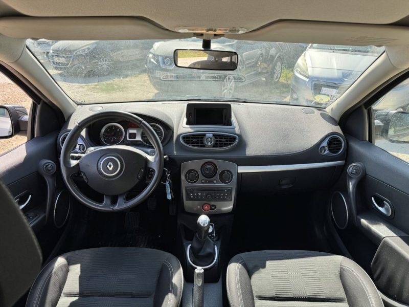 RENAULT CLIO III 1.5DCI 75 20TH (20 ANS)  2011