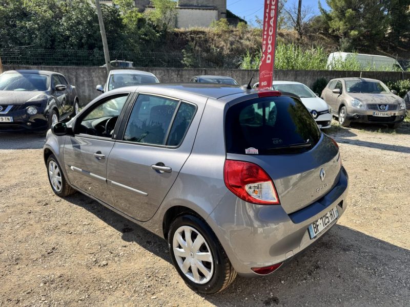 RENAULT CLIO III 1.5DCI 75 20TH (20 ANS)  2011