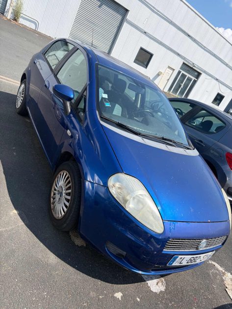 DANS L'ETAT FIAT PUNTO GRANDE PUNTO 1.3 MJT 75 