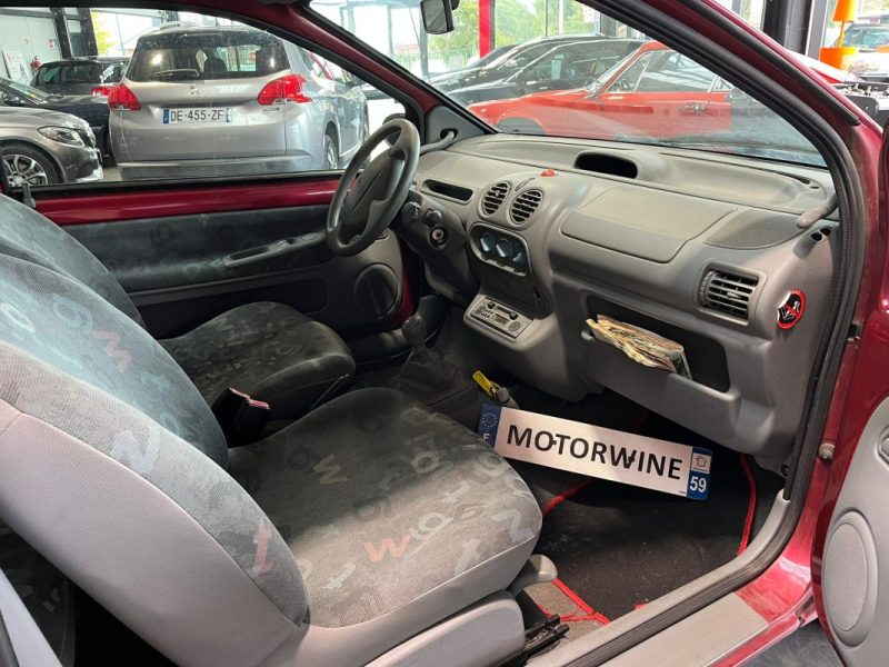 🚗 RENAULT TWINGO EXPRESSION 1.2 60ch 📊 76 750 km 🔌 Vitres électriques 🛞 Direction assistée
