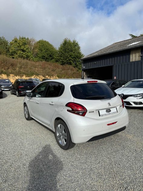 PEUGEOT 208 1.2 PURE TECH 82 ALLURE 2016