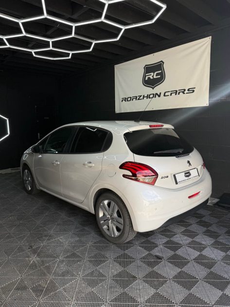 PEUGEOT 208 1.2 PURE TECH 82 ALLURE 2016