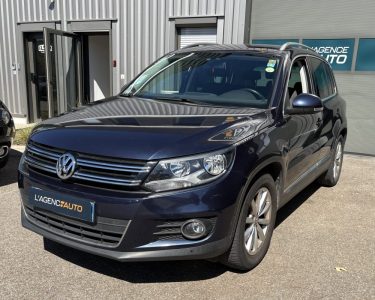 Volkswagen Tiguan 2.0 TDI 140 ch Lounge BlueMotion 2015 — ENTRETIEN COMPLET - RADARS Avant / Arrière