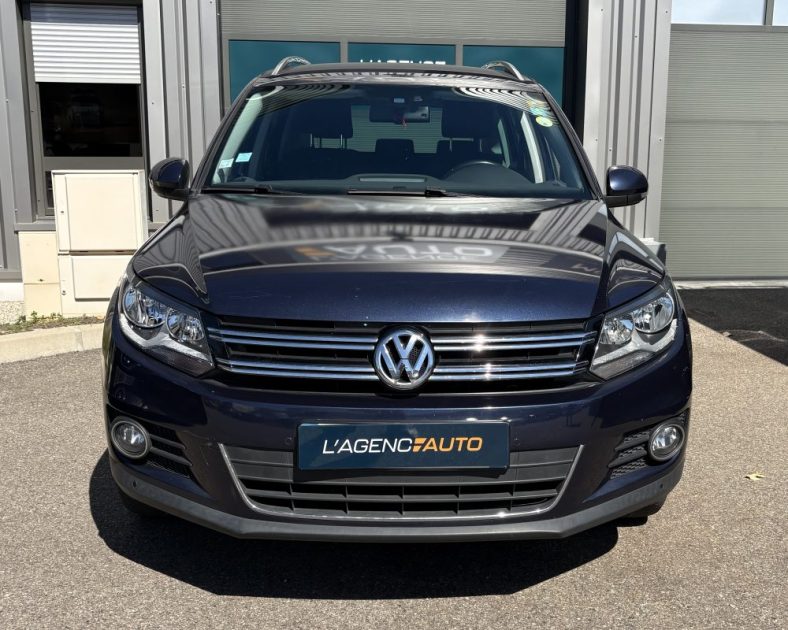 Volkswagen Tiguan 2.0 TDI 140 ch Lounge BlueMotion 2015 — ENTRETIEN COMPLET - RADARS Avant / Arrière