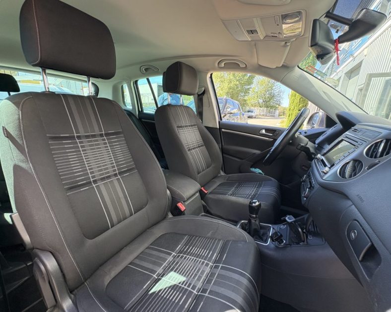 Volkswagen Tiguan 2.0 TDI 140 ch Lounge BlueMotion 2015 — ENTRETIEN COMPLET - RADARS Avant / Arrière