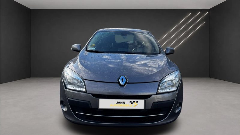 RENAULT MEGANE III  1.5DCI 110CV BVA DYNAMIQUE FAIBLE KM 2012
