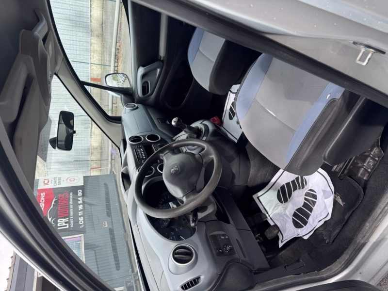 PEUGEOT PARTNER 1.6 VTI 95CV DISTRIBUTION PAR CHAINE